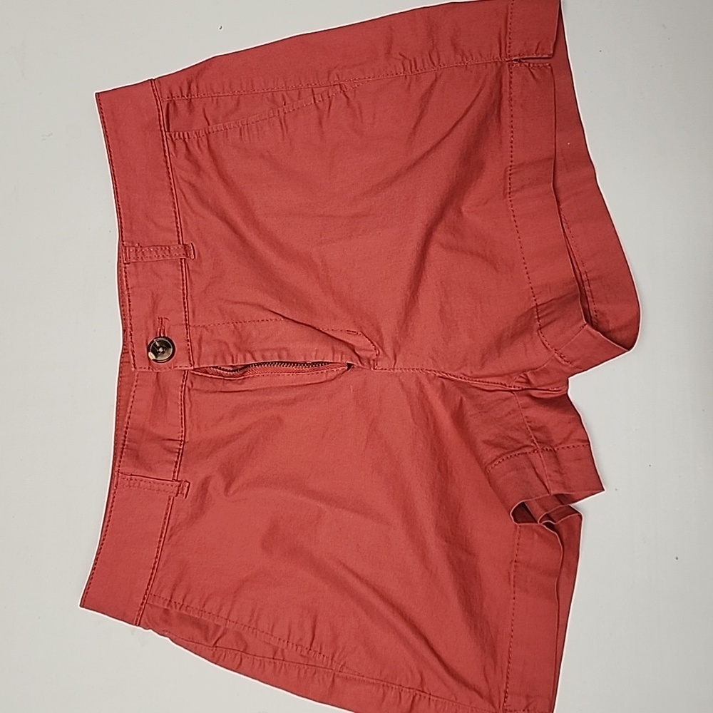 OLD Navy, High-Waisted, Everyday Short, 3" inseam, 6
